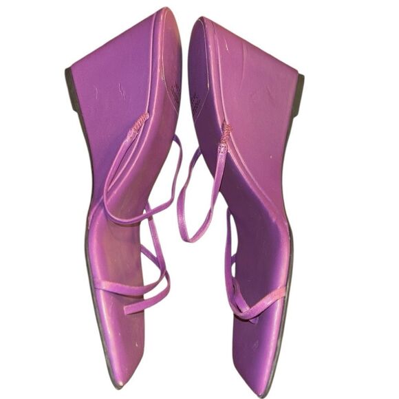 Jeffrey Campbell Purple Strappy Sandals(Size 8) - Picture 8 of 9
